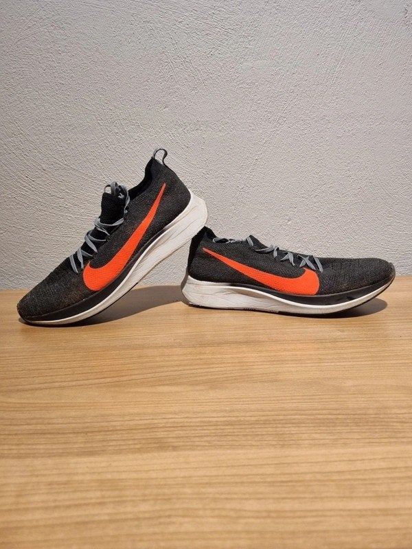 005. Nike Zoom Fly Flyknit, Sport en Fitness, Loopsport en Atletiek, Gebruikt, Verzenden, Hardlopen, Hardloopschoenen