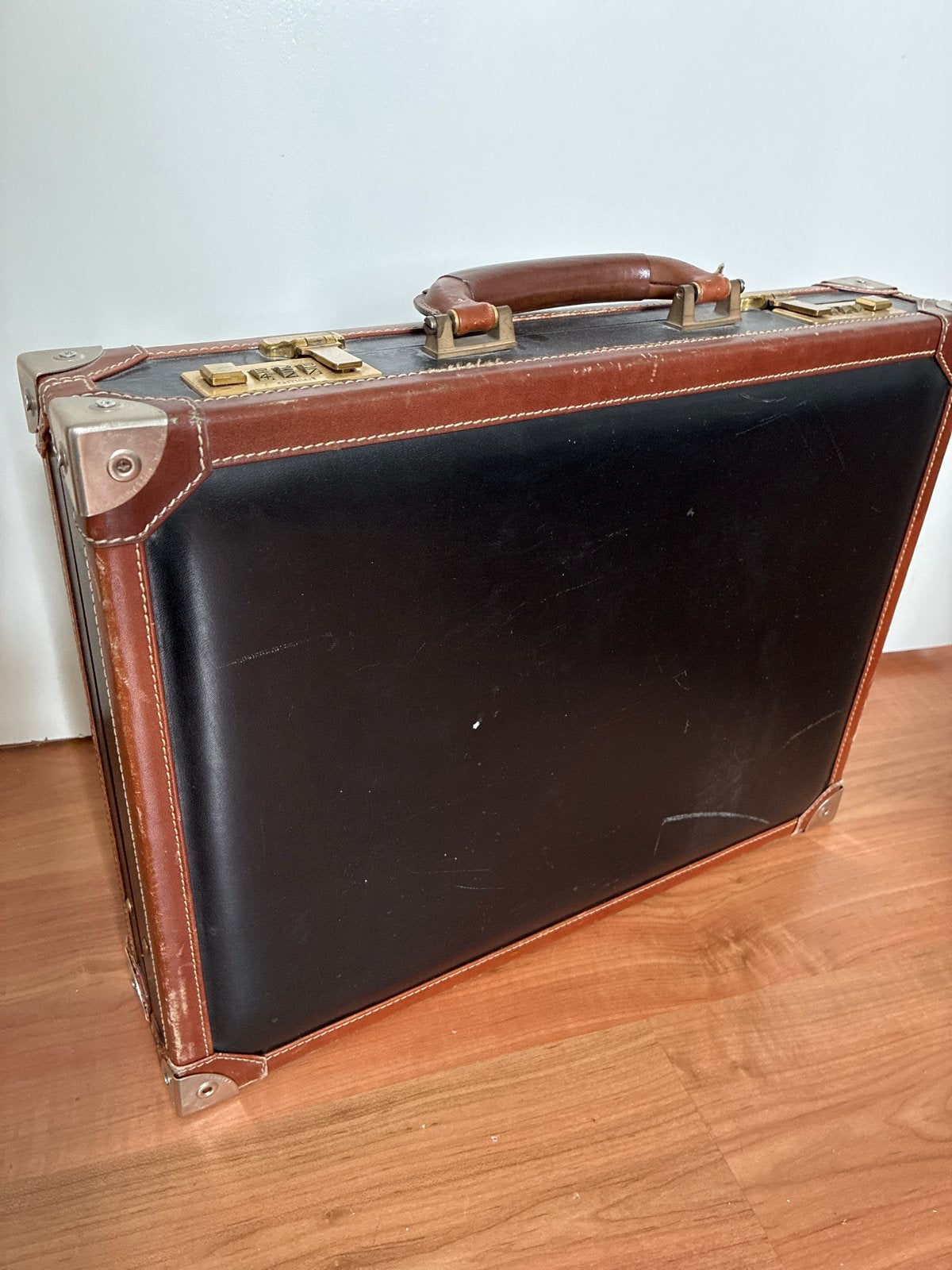 Vintage Leren Aktetas met Combinatieslot, Antiek en Kunst, Ophalen