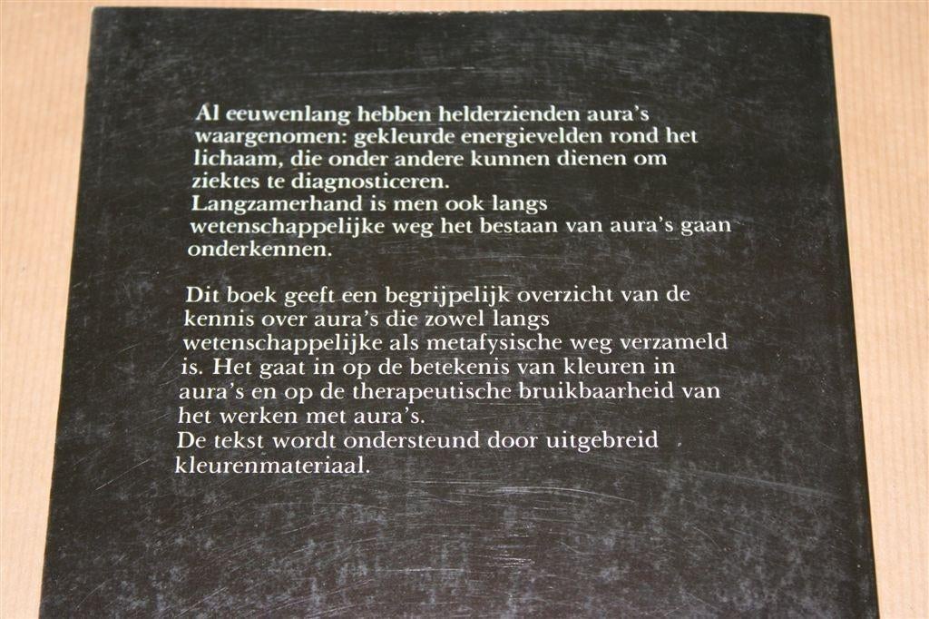 De Aura Waarnemen en Begrijpen — Leer Aura\'s Zien & Lezen, Ophalen of Verzenden, Gelezen, Overige onderwerpen, Achtergrond en Informatie