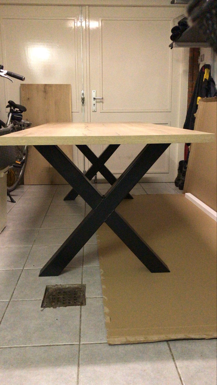 Robuuste eettafel met X-poten - Modern design, Ophalen, 50 tot 100 cm, Zo goed als nieuw, 150 tot 200 cm