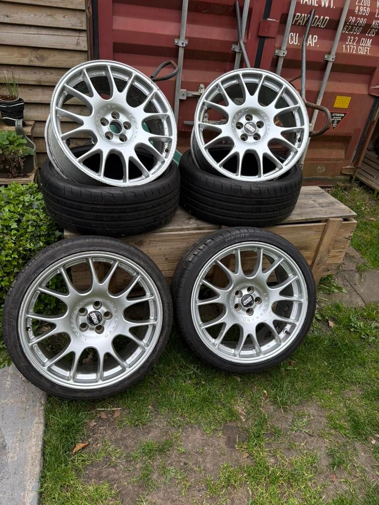 Opknapset 19 inch BBS ch014 5 x100 wielen 215 35 19, Banden en Velgen, Personenwagen, Zomerbanden, Ophalen