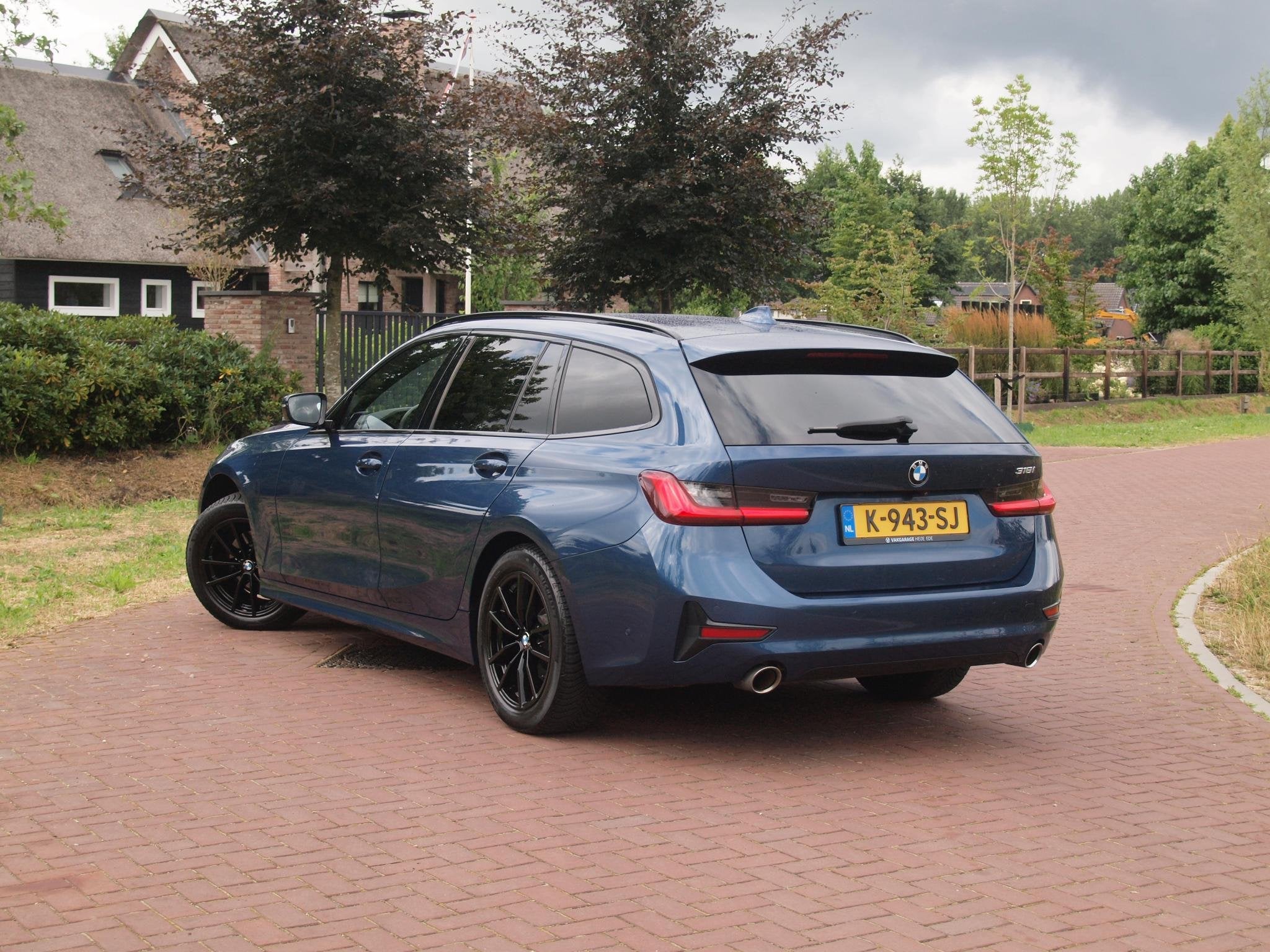BMW 3-serie Touring 318i High Executive | Camera | Sfeerverl, Auto's, Automaat, 1998 cc, Achterwielaandrijving, Gebruikt