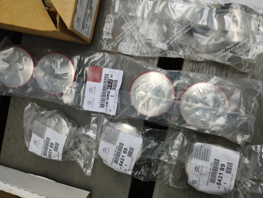 Diverse auto accessoires en onderdelen Peugeot 107, Ophalen, Nieuw, Citroën