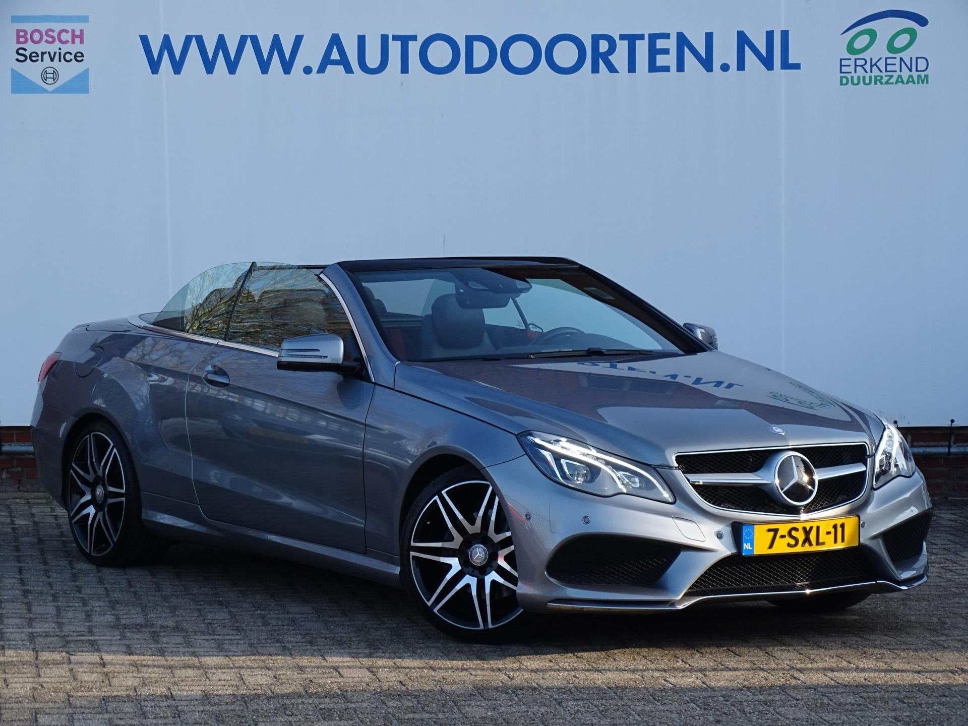 Mercedes-Benz E-klasse Cabrio 300 Ambition|6-Cilinder|AMG PA, Auto's, Mercedes-Benz, Euro 5, Achterwielaandrijving, Gebruikt, 4 stoelen