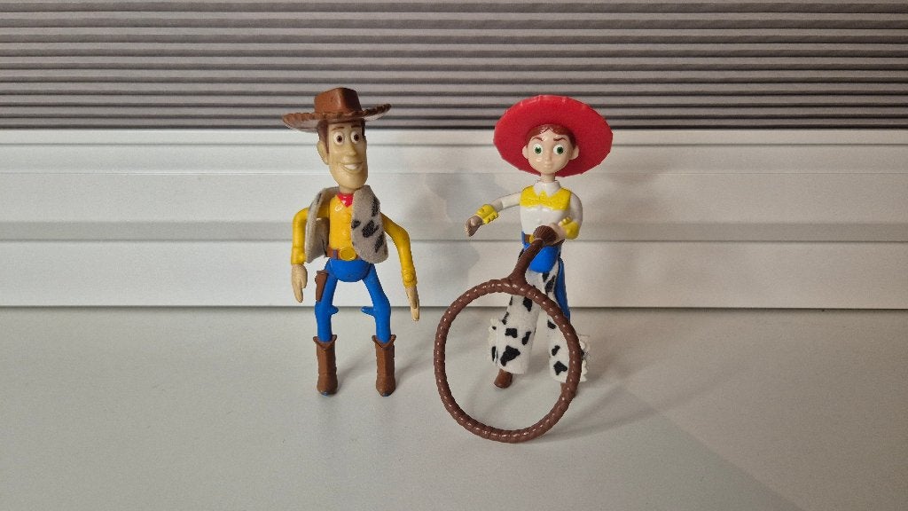 Disney - Woody & Jessie uit Toy Story 2 + Puzzel, Ophalen of Verzenden, Overige figuren, Beeldje of Figuurtje