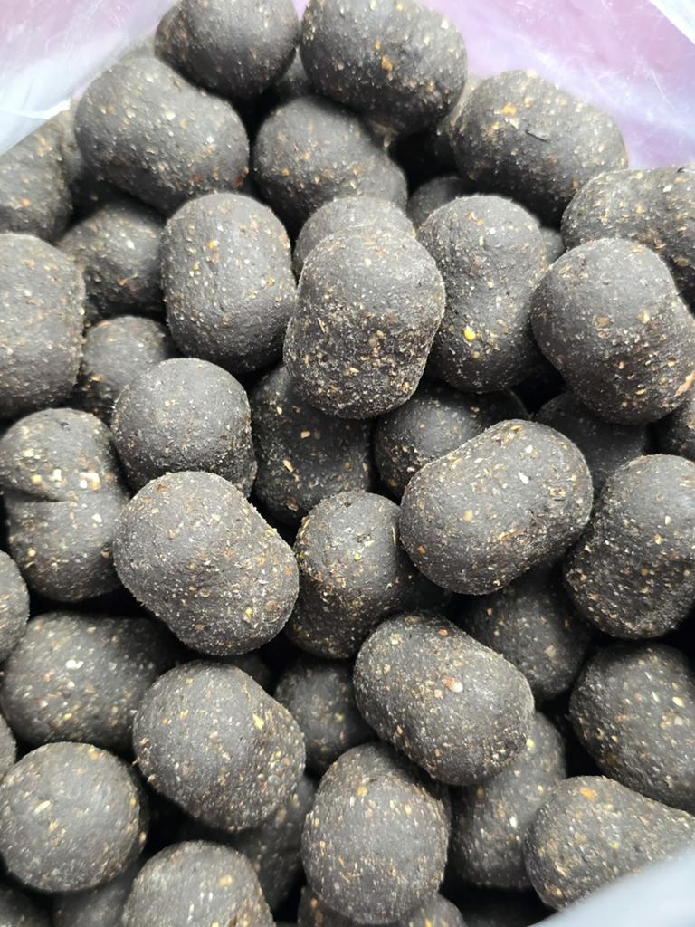 Black Banana boilies Dumbels 24x20mm, Ophalen of Verzenden, Nieuw, Overige typen