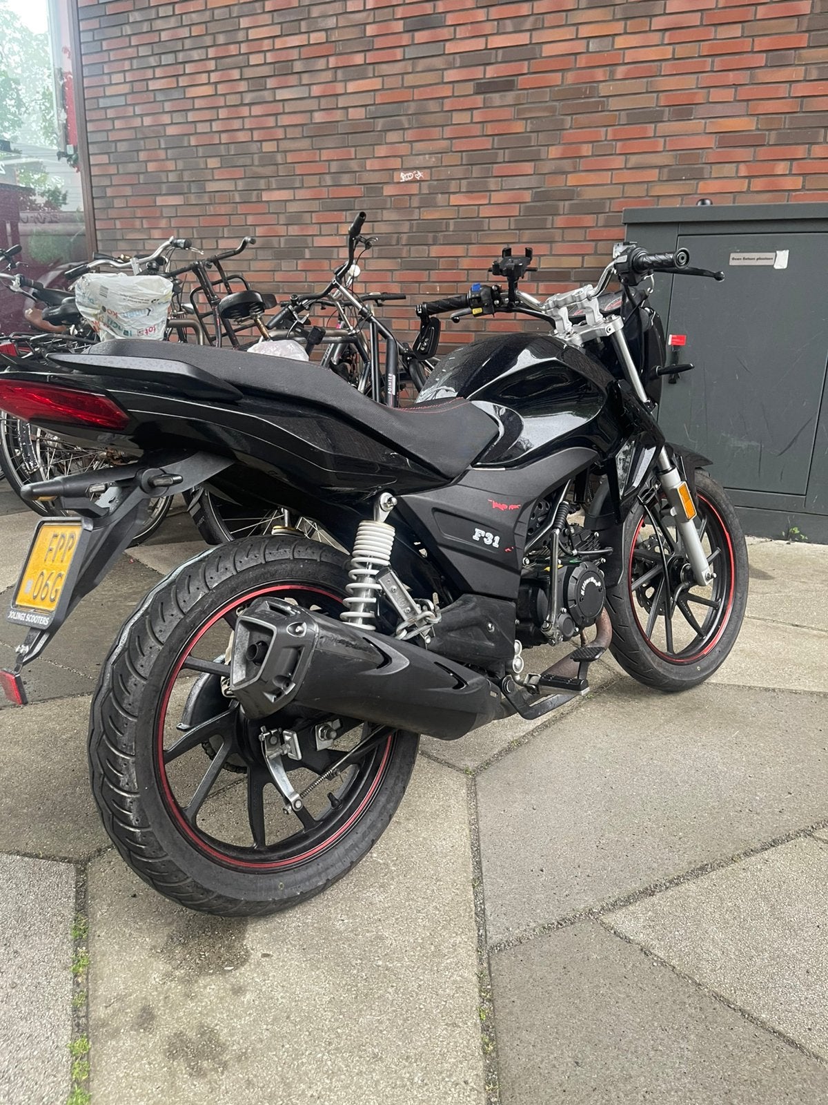 Killerbee f31 50 2023 Schade, Ophalen, Zo goed als nieuw
