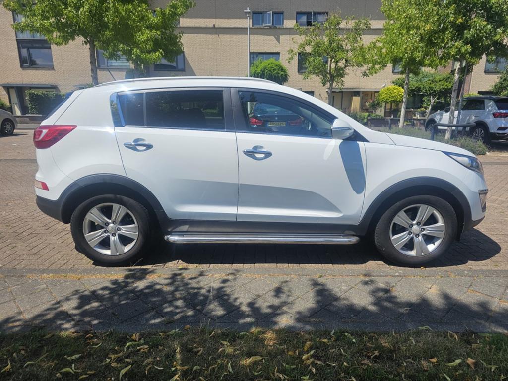 Kia Sportage 1.6 GDI 2WD 2013 Wit, Auto's, Kia, Voorwielaandrijving, 1280 kg, 4 cilinders, Leder en Stof