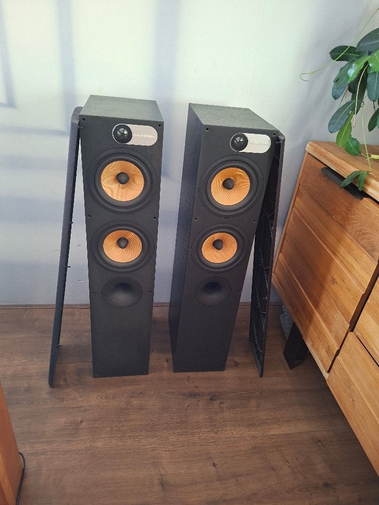 Bowers & Wilkins 684 Vloerstaande Luidsprekers, Audio, Tv en Foto, Luidsprekers, Vloerstaande luidspreker, Gebruikt, Bowers & Wilkins (B&W)