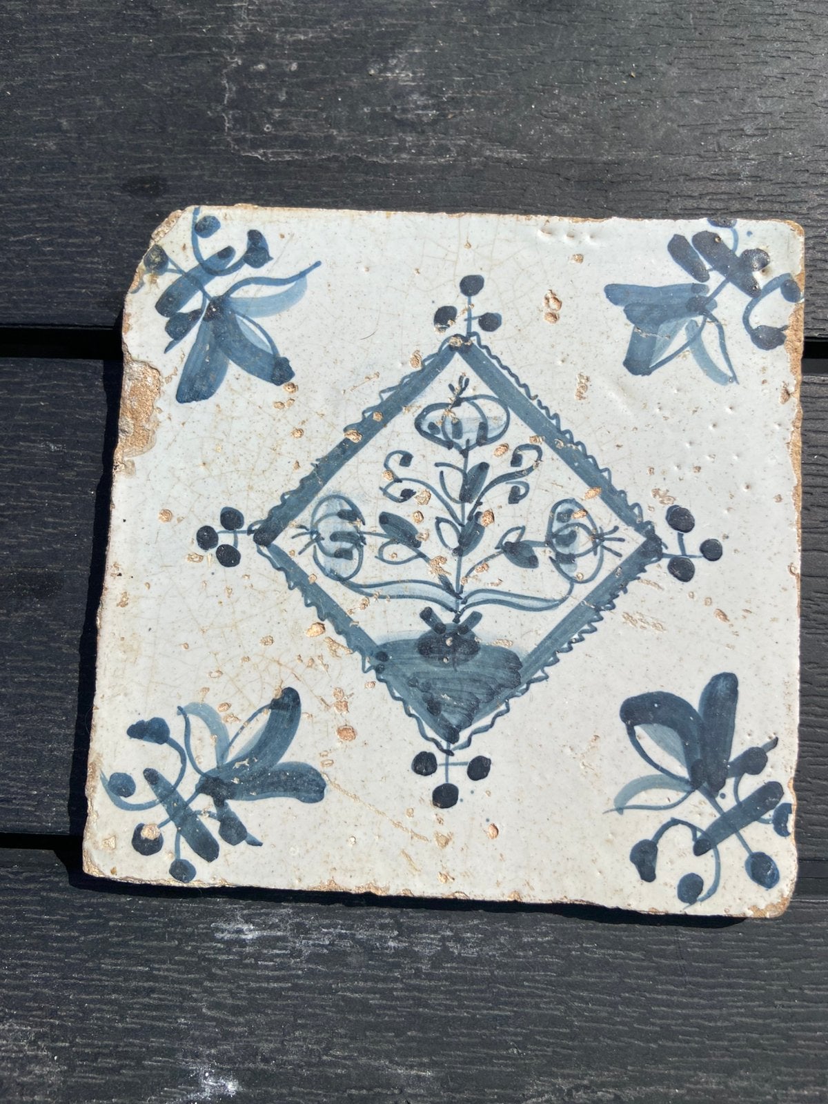 Antieke Delftse tegel bloemmotief in ruit ca. 1700-1800, Ophalen