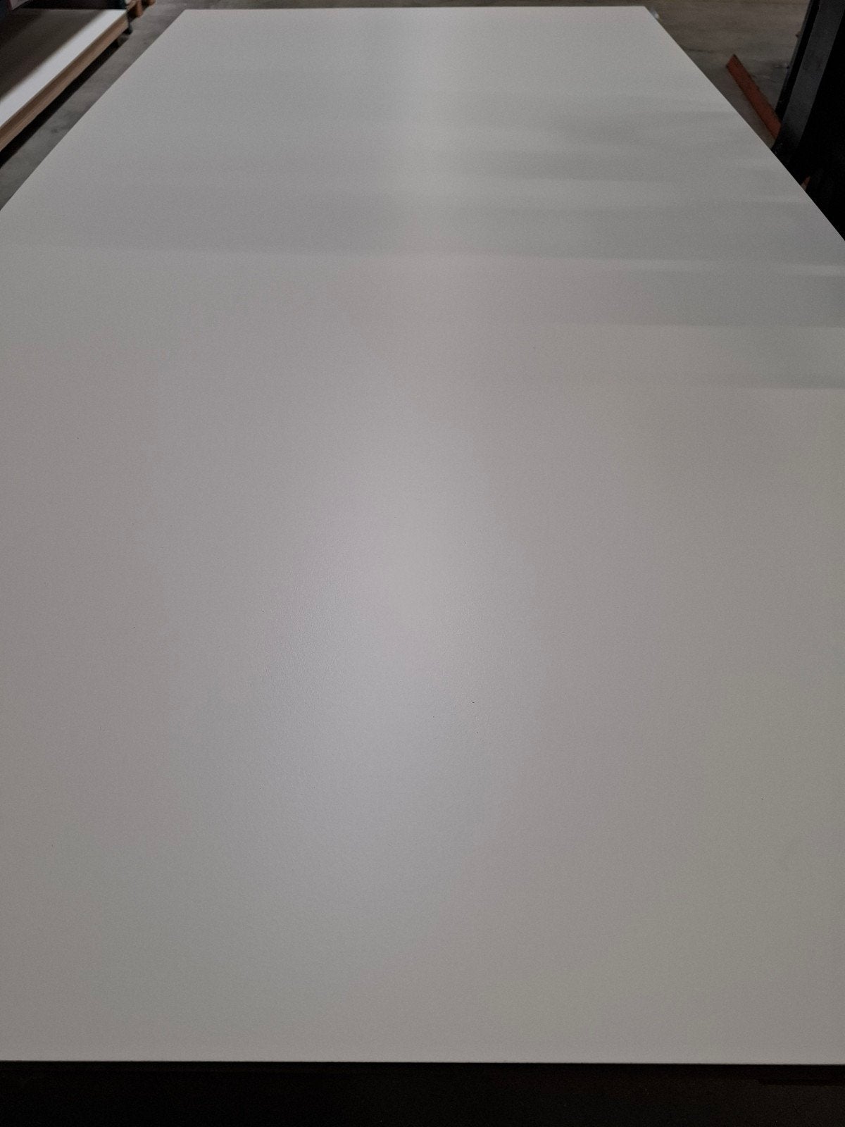 2 platen Trespa Izeon RAL 9010 zuiver wit 3050x1530x6mm, Doe-het-zelf en Verbouw, Platen en Panelen, Ophalen, Nieuw, HPL, Minder dan 20 mm