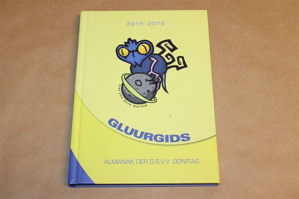G.S.V.V. Donitas — Lustrumboek & Gluurgids 2011-2016, Ophalen of Verzenden, Zo goed als nieuw