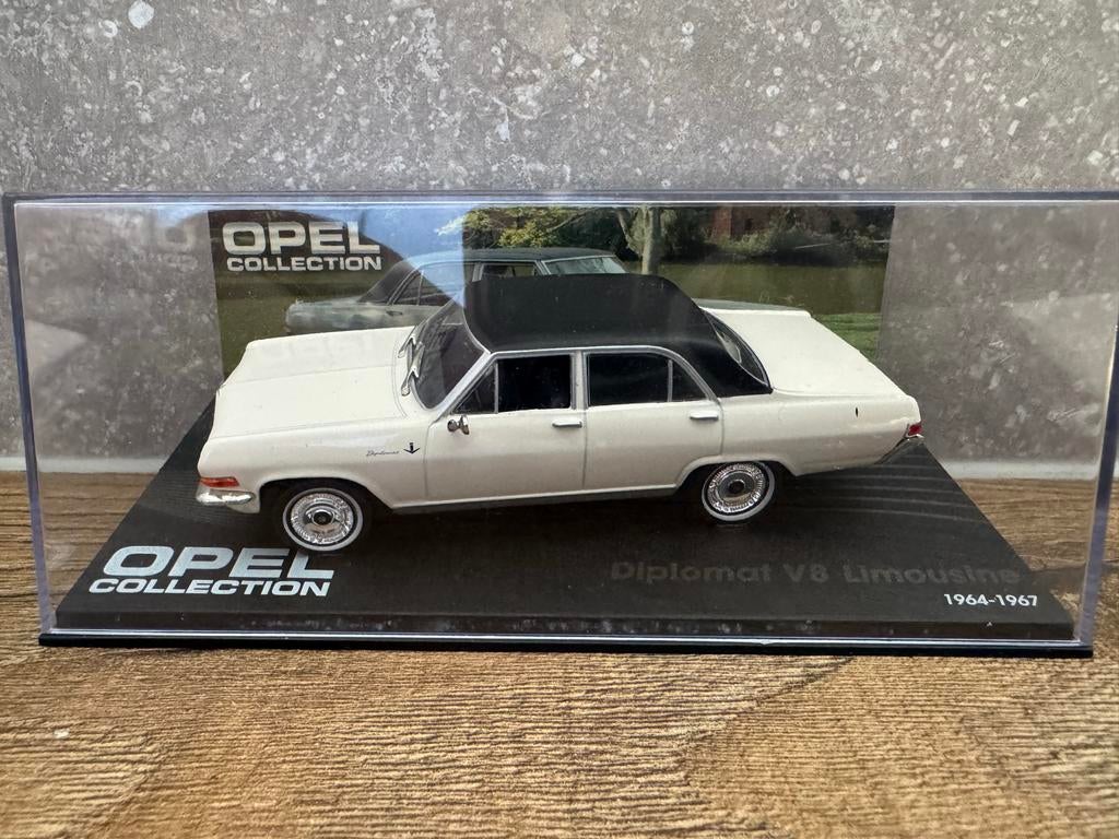 Opel Diplomat V8 1:43 - Opel Collection - Nieuw in OVP, Ophalen of Verzenden, Nieuw, Auto, Overige merken