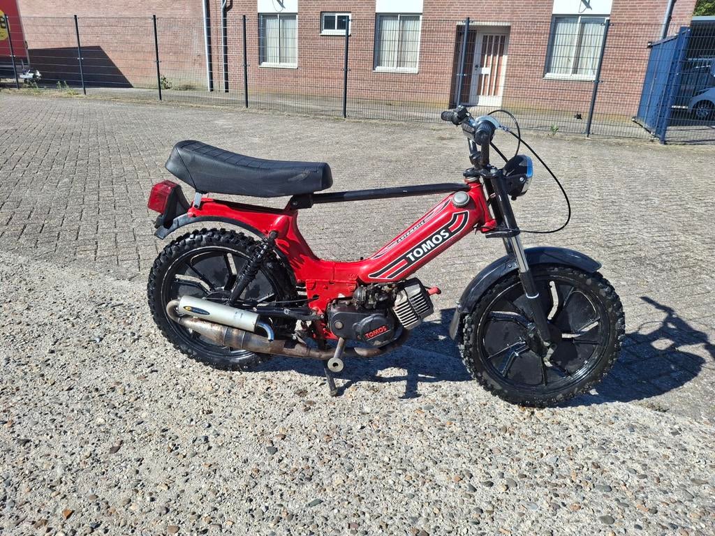 Tomos 65cc, Fietsen en Brommers, Ophalen, Zo goed als nieuw, Standard