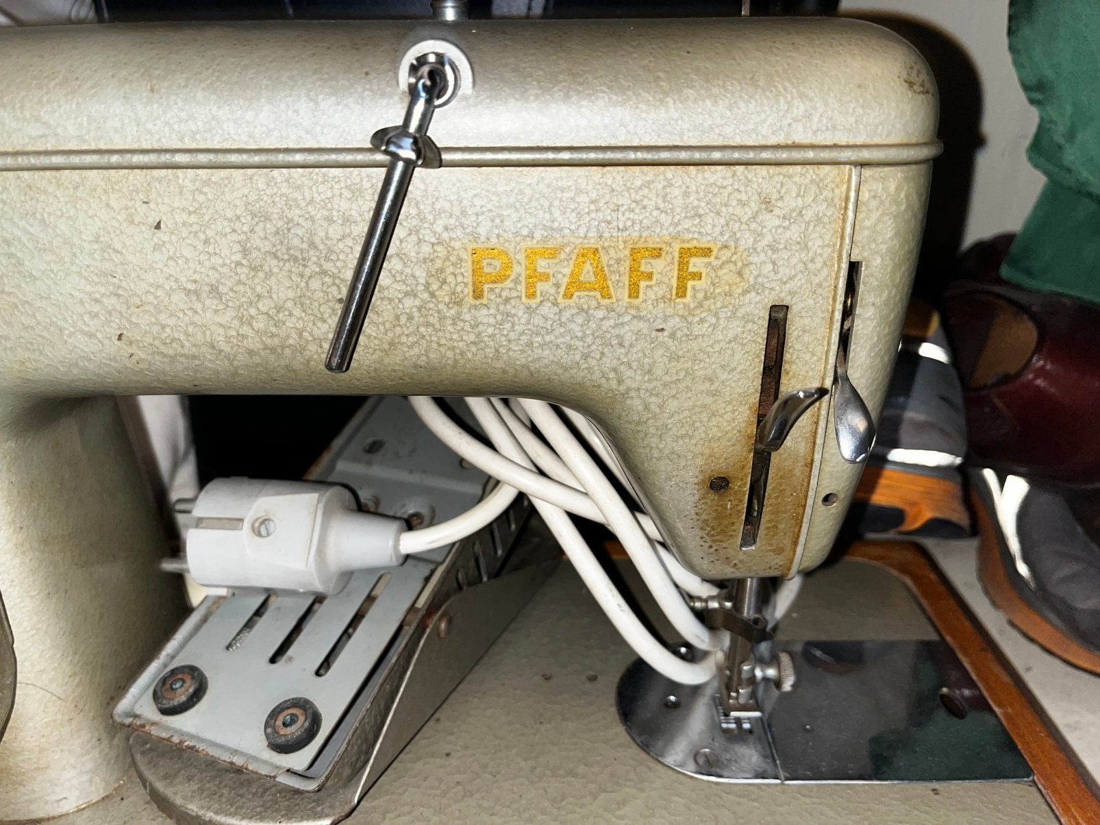 Vintage Pfaff Naaimachine, Hobby en Vrije tijd, Naaimachines en Toebehoren, Ophalen, Naaimachine, Industrieel, Gebruikt