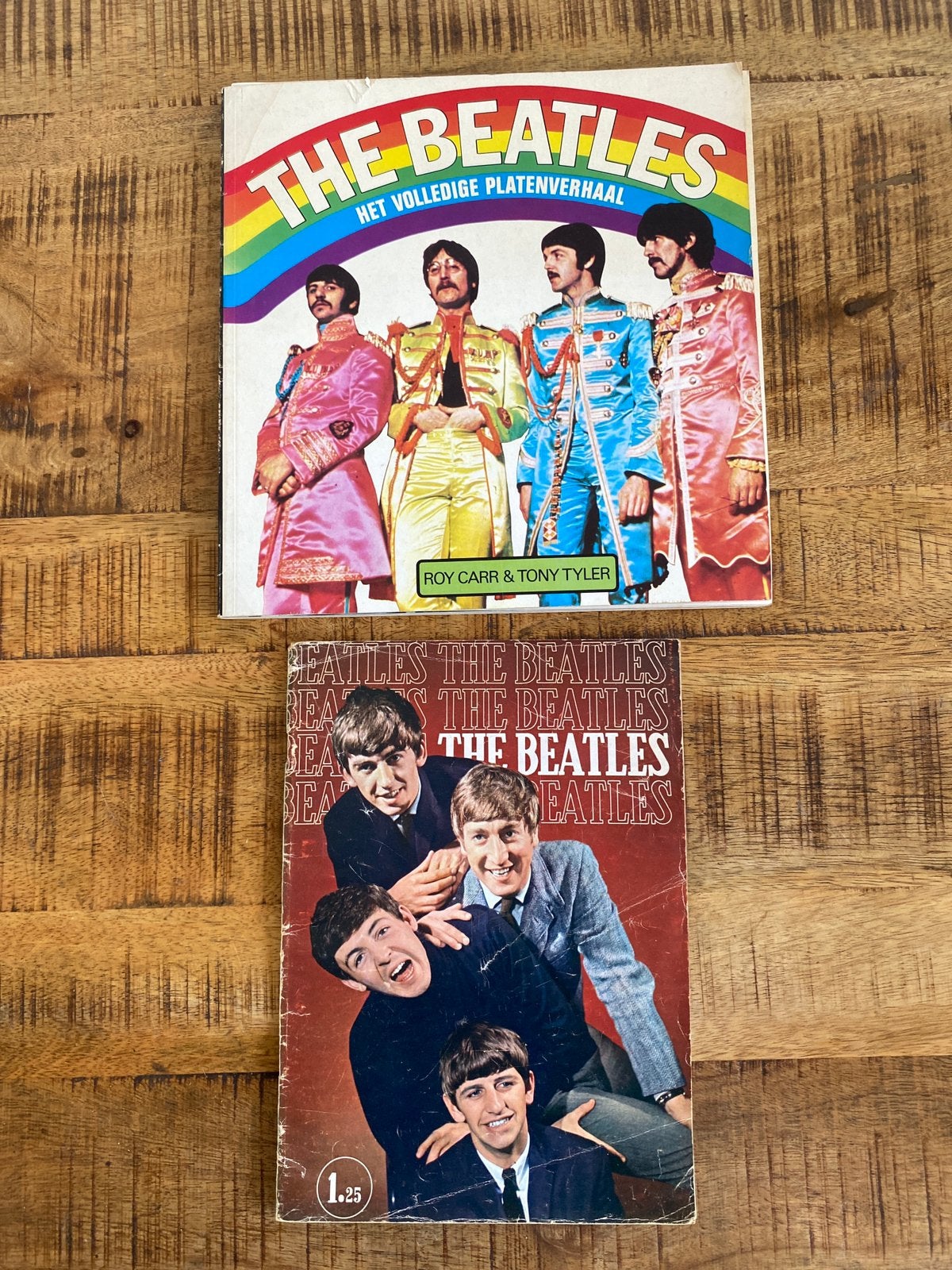 Beatles 2x vintage blad en het volledige platen verhaal, Ophalen of Verzenden, Gebruikt, Boek, Tijdschrift of Artikel