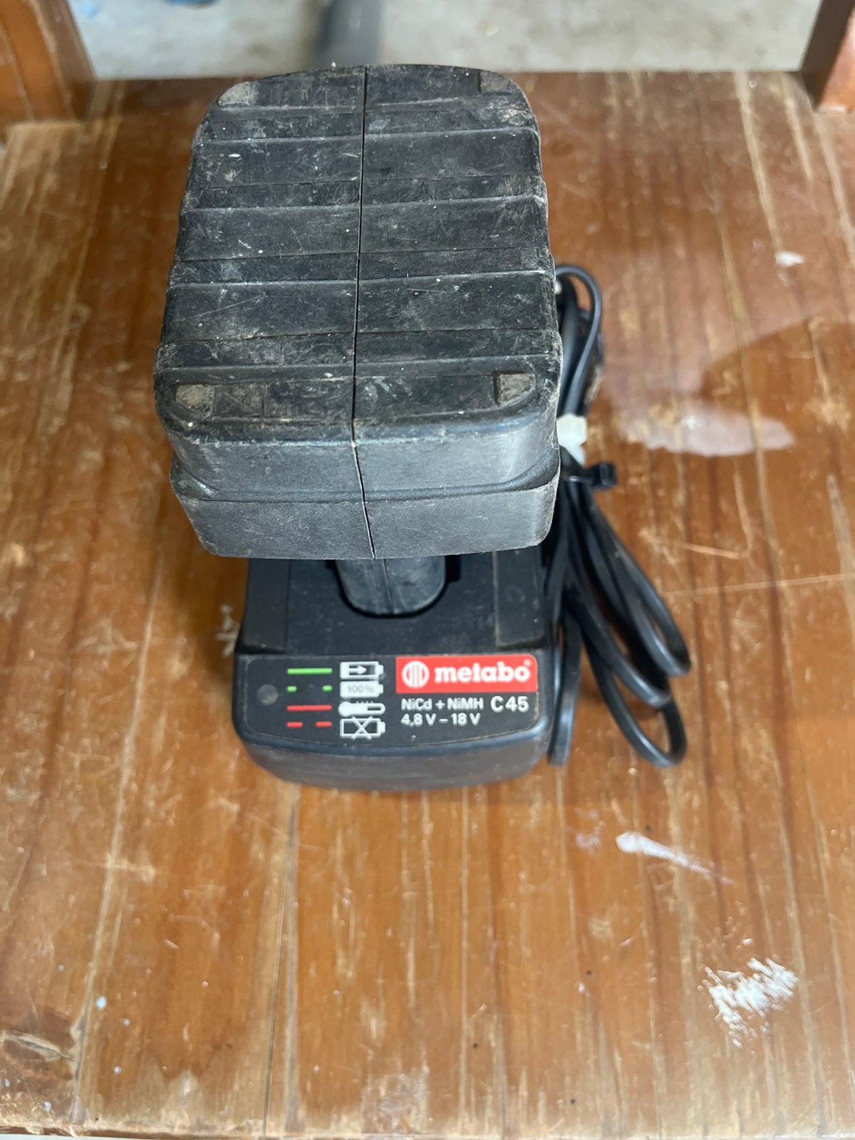 Metabo Acculader C 45 NiCd + NiMH 4.8V - 18V, Ophalen of Verzenden, Gebruikt, Overige typen