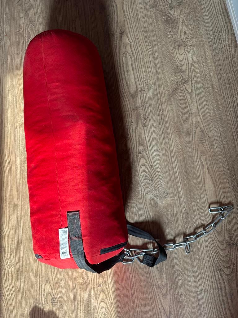 Bokszak Decathlon + bokshandschoenen, Sport en Fitness, Boksen, Ophalen of Verzenden, Zo goed als nieuw, Bokszak