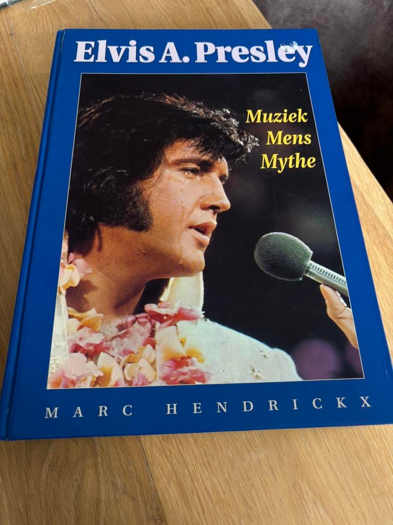 Boek Marc Hendrickx Elvis Presley muziek mens mythe, Ophalen of Verzenden, Nieuw, Artiest
