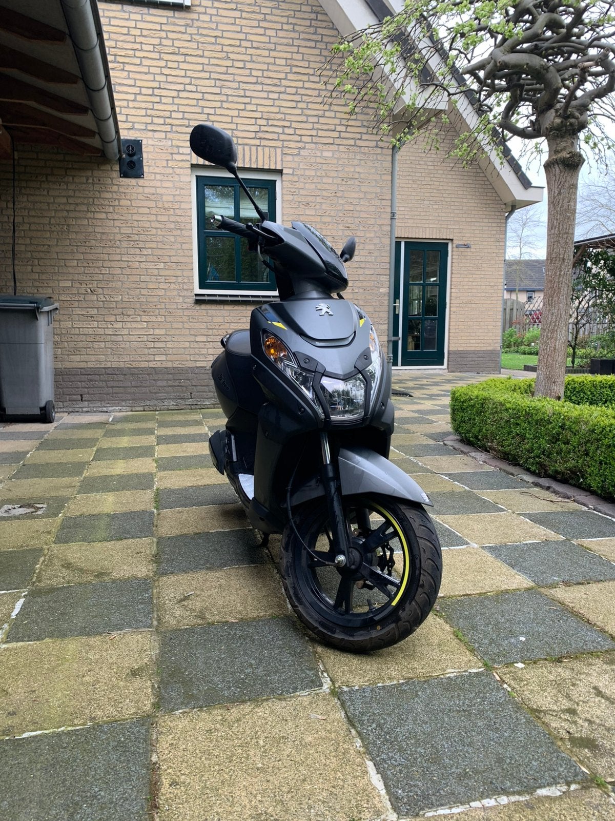 peugeot Kisbee, Ophalen, Overige modellen, Maximaal 45 km/u, Zo goed als nieuw