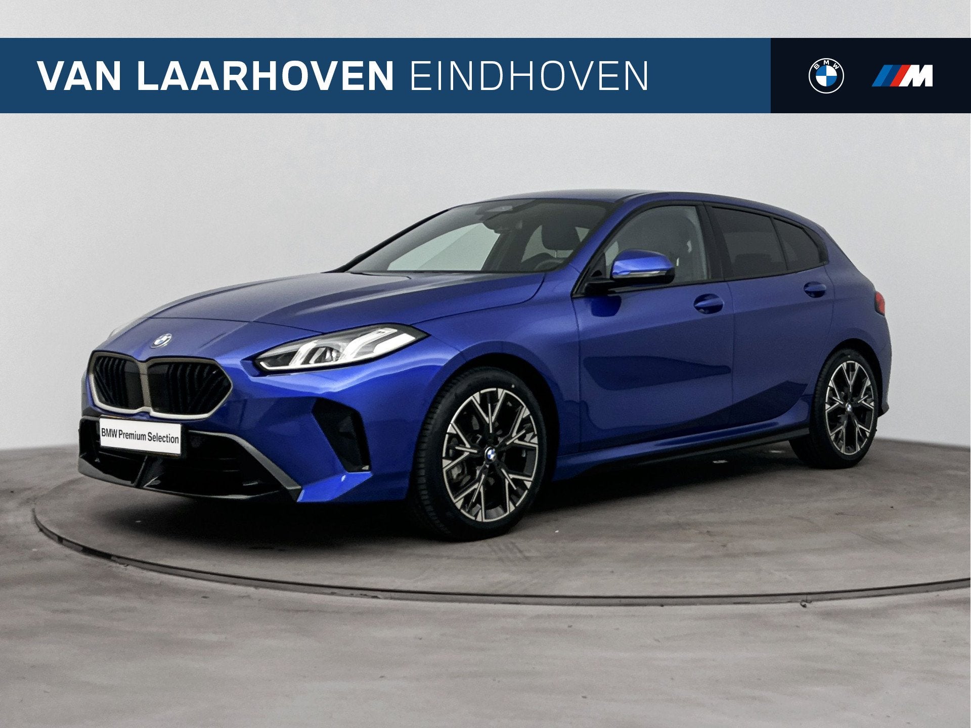 BMW 1 Serie 120 M Sport Automaat / Sportstoelen / Achteruitr, Auto's, Gebruikt, 156 pk, Met garantie (alle), Blauw