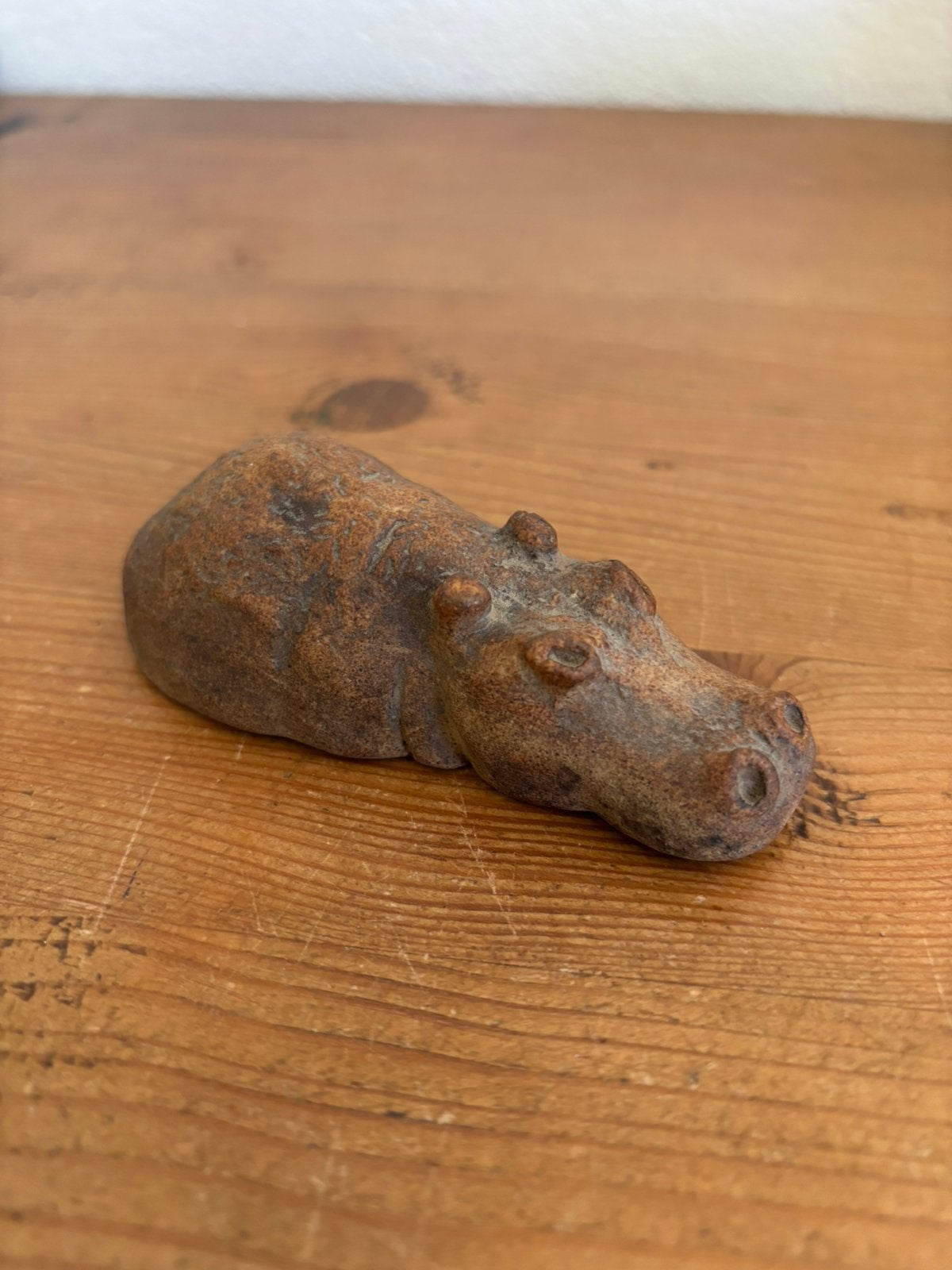 Tremar pottery hippo - nijlpaard uit Cornwall, Ophalen of Verzenden, Gebruikt, Dier