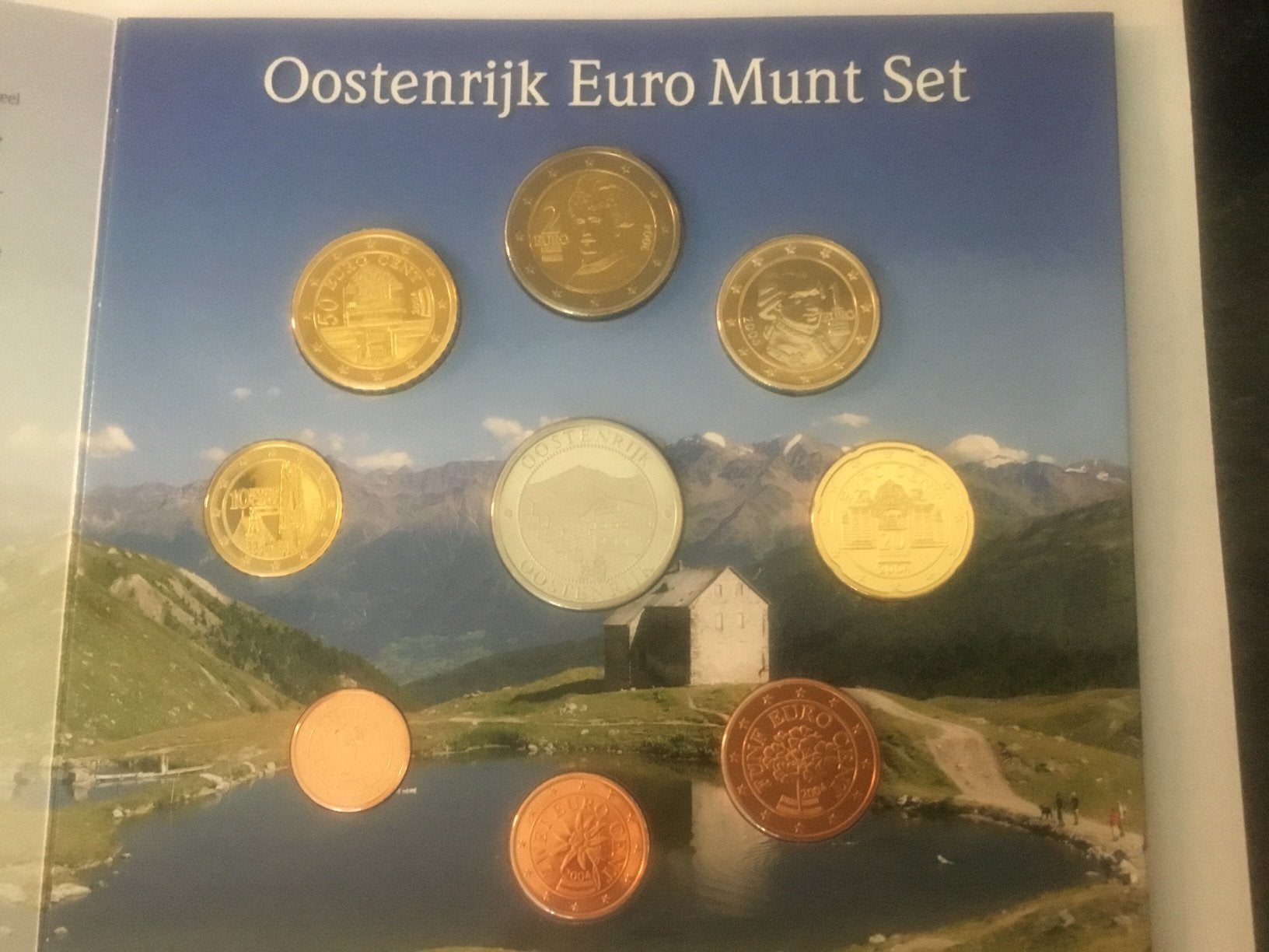 SETJE OOSTENRIJK 2004 BU MET SPECIALE MUNT., Postzegels en Munten, Munten | Europa | Euromunten, Ophalen of Verzenden, Oostenrijk
