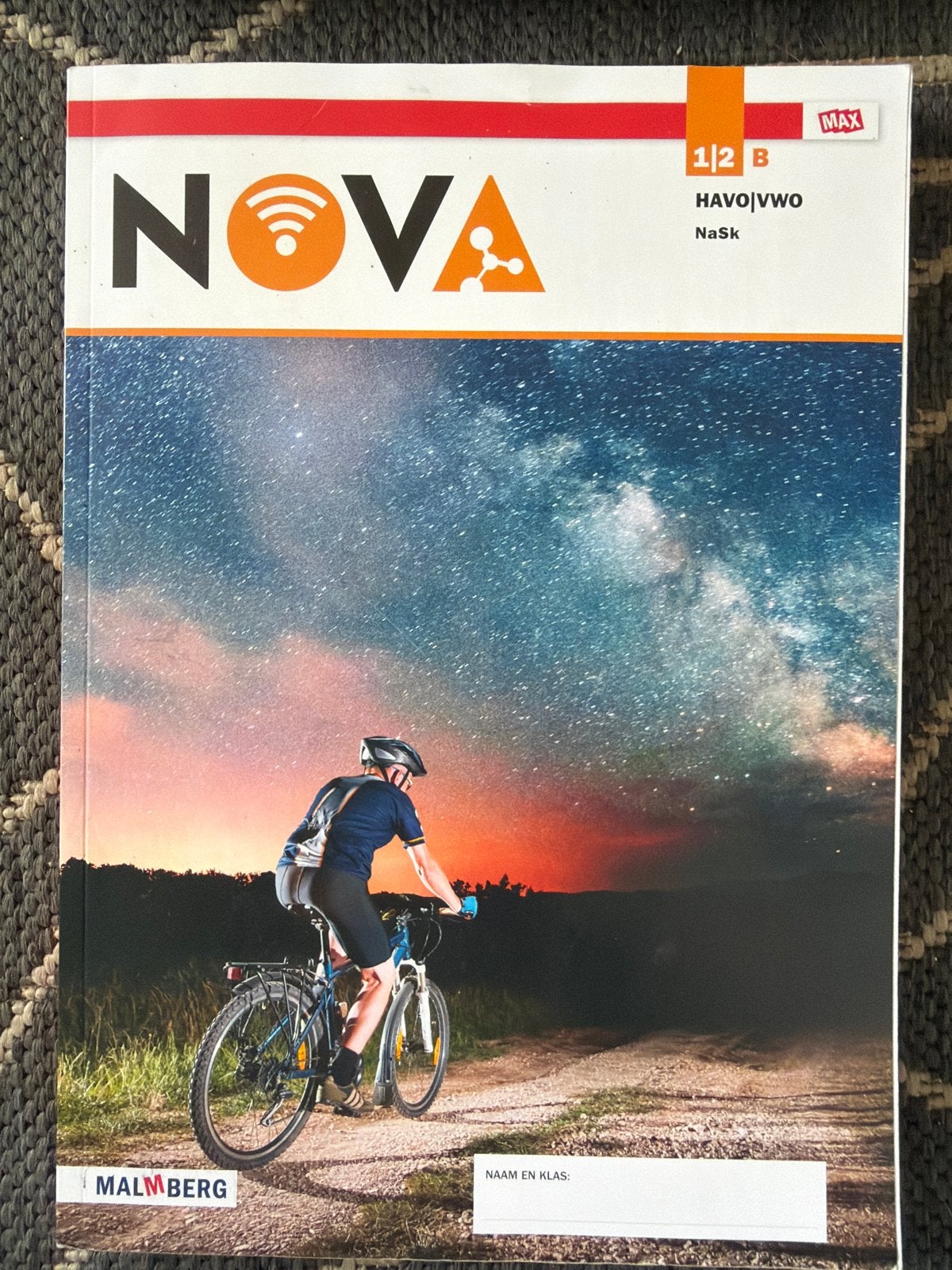 Nieuw NOVA 1 2 B HAVO VWO NaSk Malmberg lesboek, Ophalen of Verzenden, Nieuw, HAVO, Natuurkunde