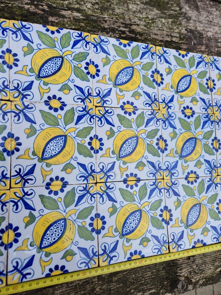 39 stuks Wandtegels met granaatappel 13x13cm heldere kleuren, Doe-het-zelf en Verbouw, Ophalen, Minder dan 20 cm, Minder dan 5 m²