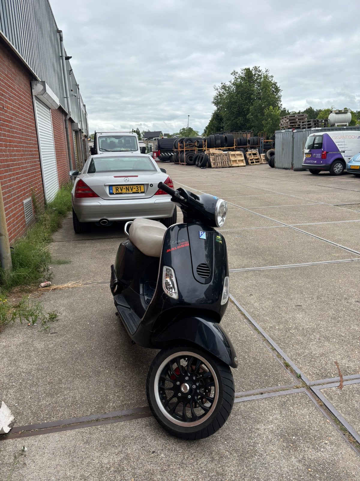 Vespa lx 70cc bewerkt, Fietsen en Brommers, Scooters | Vespa, Ophalen, Zo goed als nieuw, Tweetakt, Vespa LX