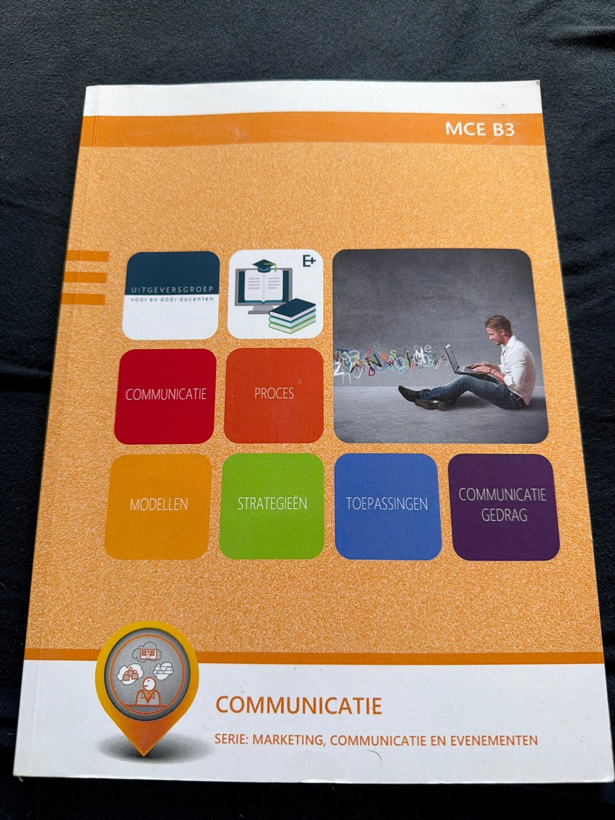 Communicatie MCE B3 - Marketing, Communicatie en Evenementen, Ophalen of Verzenden, Gamma, Gelezen, MBO