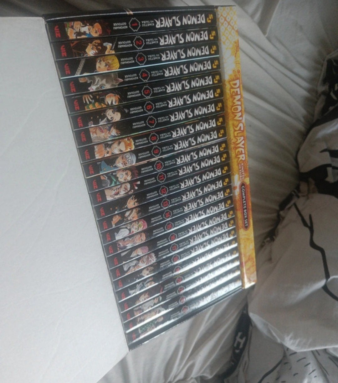 Demon slayer manga volledige set., Boeken, Koyoharu Gotouge, Ophalen of Verzenden, Zo goed als nieuw, Meerdere stripboeken
