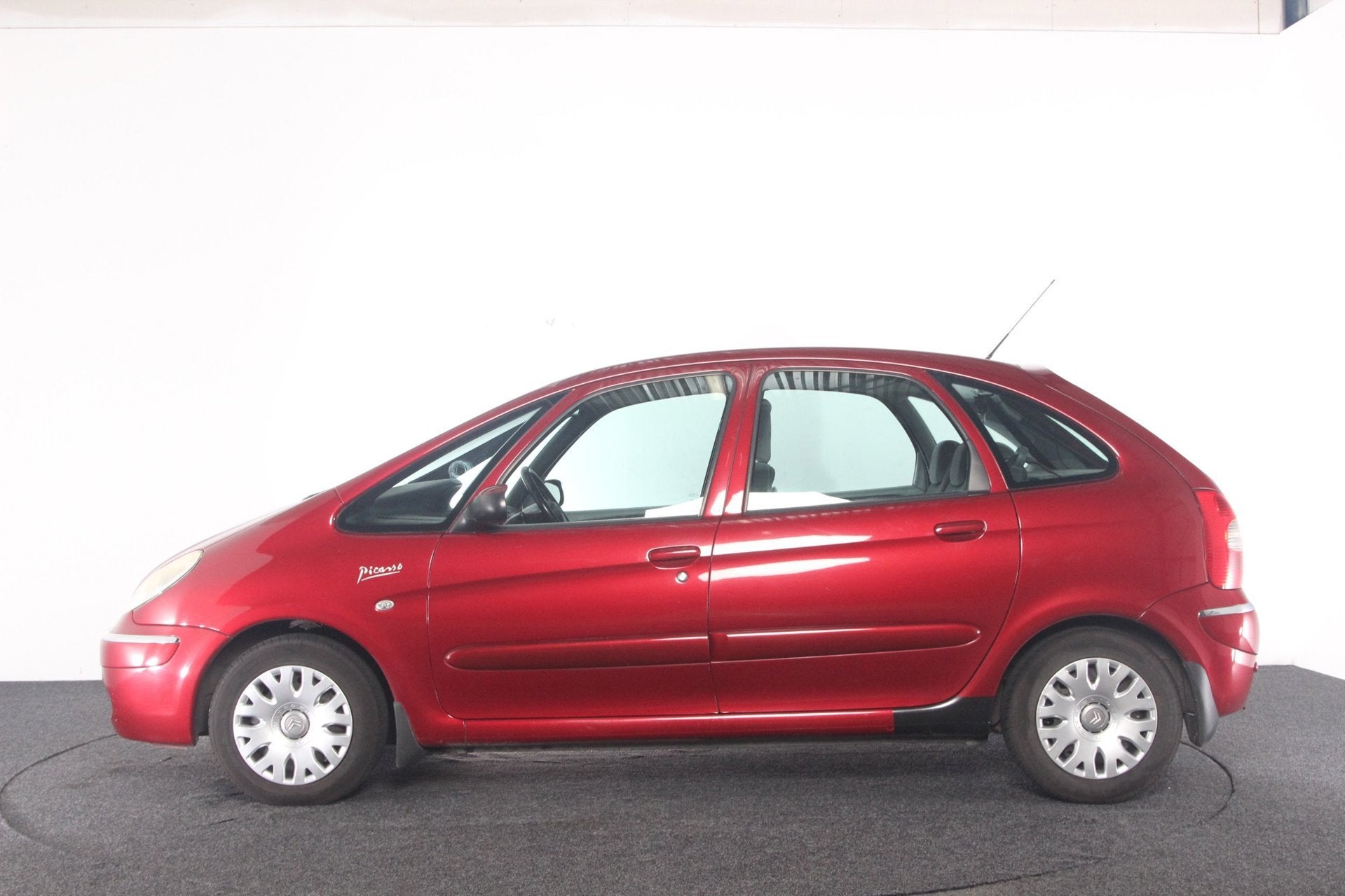 Citroen Xsara Picasso 1.6i-16V Image, Auto's, Voorwielaandrijving, Stof, 4 cilinders, Handgeschakeld