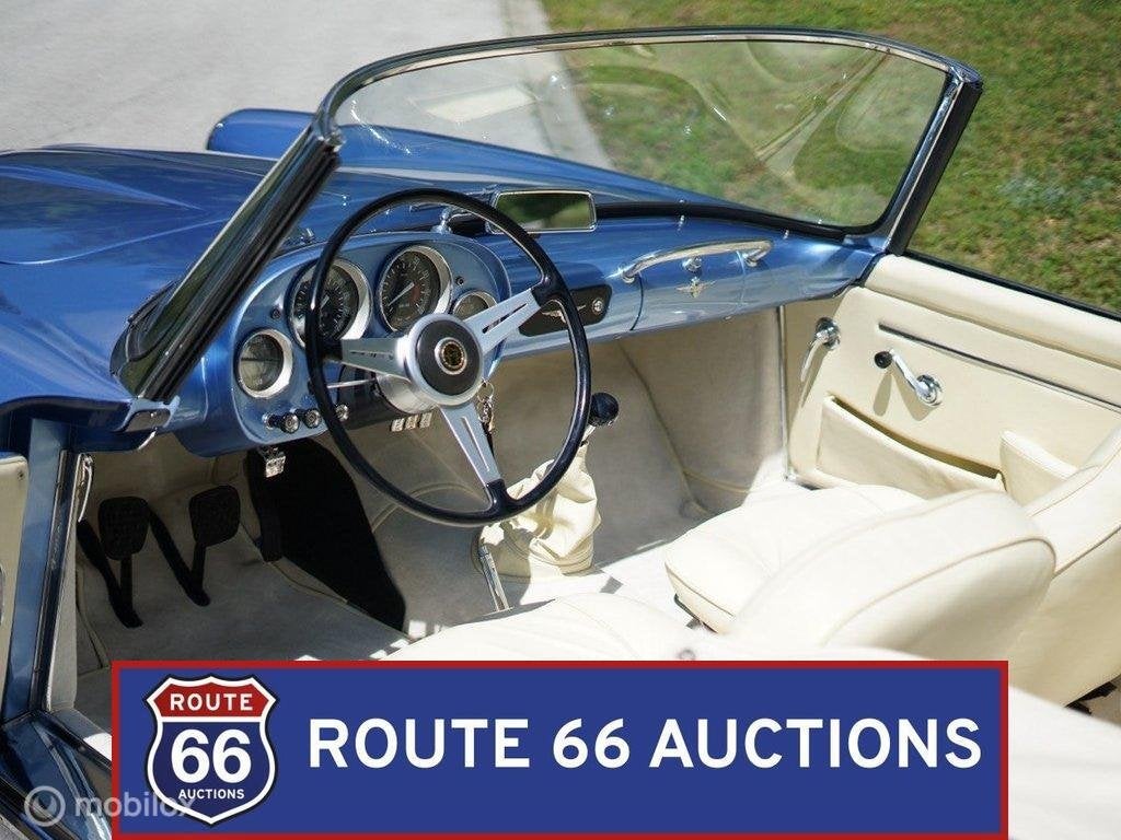 Alfa Romeo 2000 Spider Touring | 1960 | Route 66 Auctions, Overige carrosserieën, Zwart, Bedrijf, Handgeschakeld