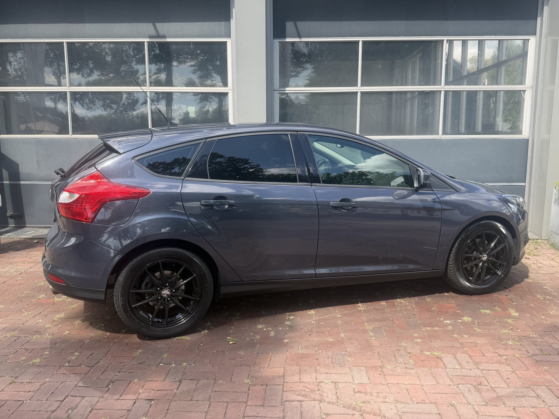 Ford Focus 1.6 EcoBoost Titanium Bj 2013 Navi,17Inch,Clima,C, Stof, Gebruikt, Zwart, 4 cilinders