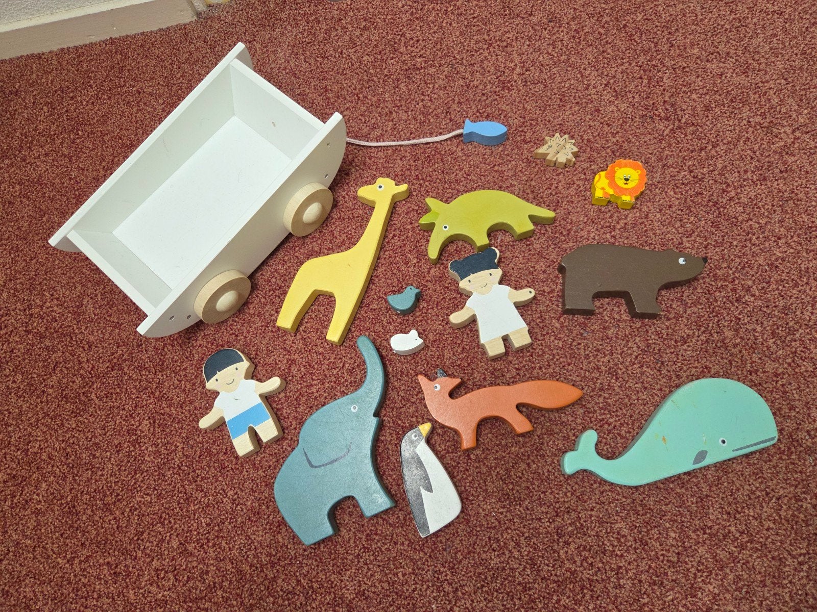 Houten speelgoedboot met dierenfiguren, Ophalen, Gebruikt, Duw- of Trekspeelgoed