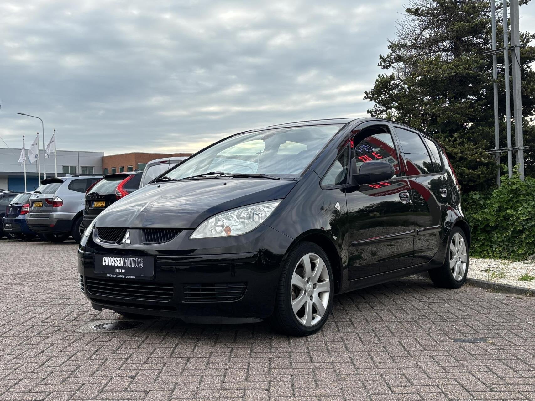 Mitsubishi Colt 1.5 Instyle, 5 deurs, Airco, Dakje!, Voorwielaandrijving, 970 kg, Stof, Zwart