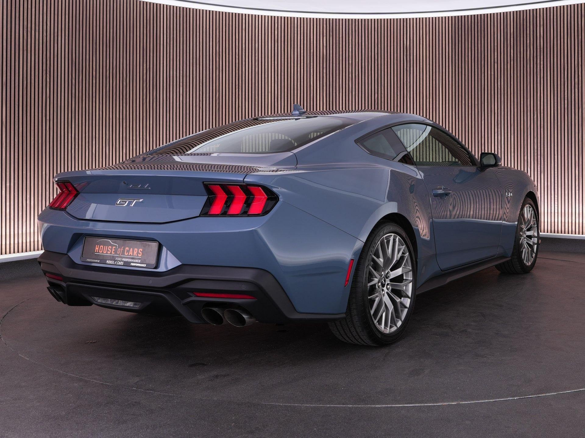 Ford Mustang GT 5.0 487PK |1e eigenaar|handgeschakeld|B&O|st, Auto's, Achterwielaandrijving, Gebruikt, Leder, Bedrijf