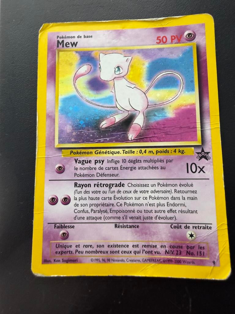 Mew Pokémon Kaart (Frans) - Holografisch, Ophalen of Verzenden, Gebruikt, Losse kaart, Foil
