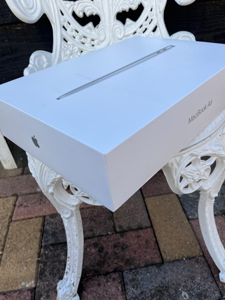 MacBook Air 13-inch (2018) - lege doos, 2 tot 3 Ghz, Qwerty, 8 GB, 13 inch