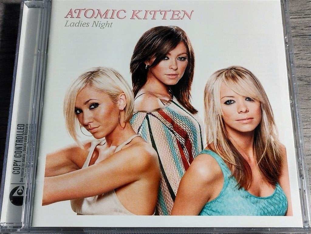 Atomic Kitten - Ladies Night, Cd's en Dvd's, Ophalen of Verzenden, Zo goed als nieuw