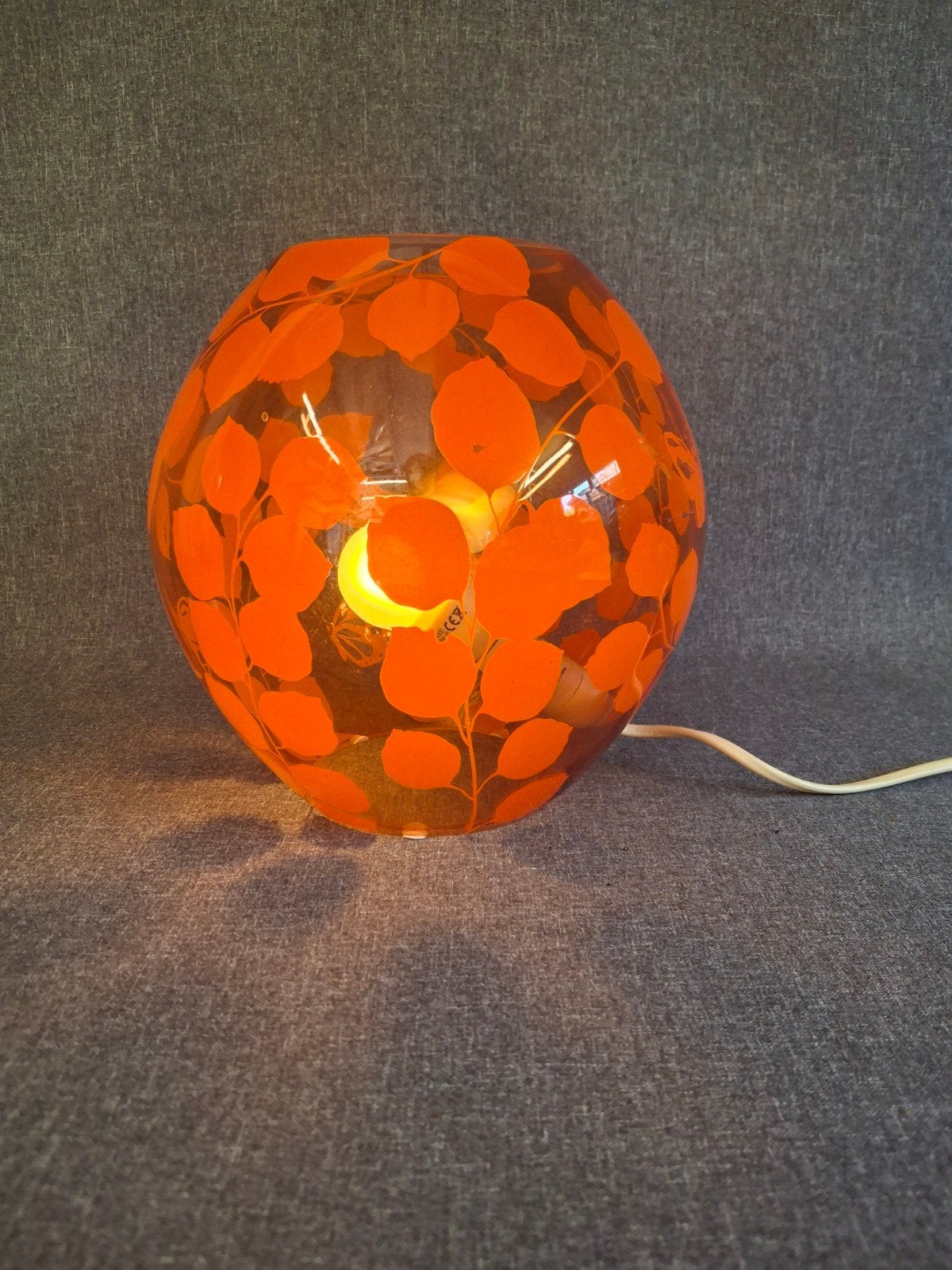 IKEA Vinahe Ronde Tafellamp Oranje Bladmotief, Huis en Inrichting, Contact.nl@ikea.com, Gebruikt, IKEA of Sweden AB, Oranje