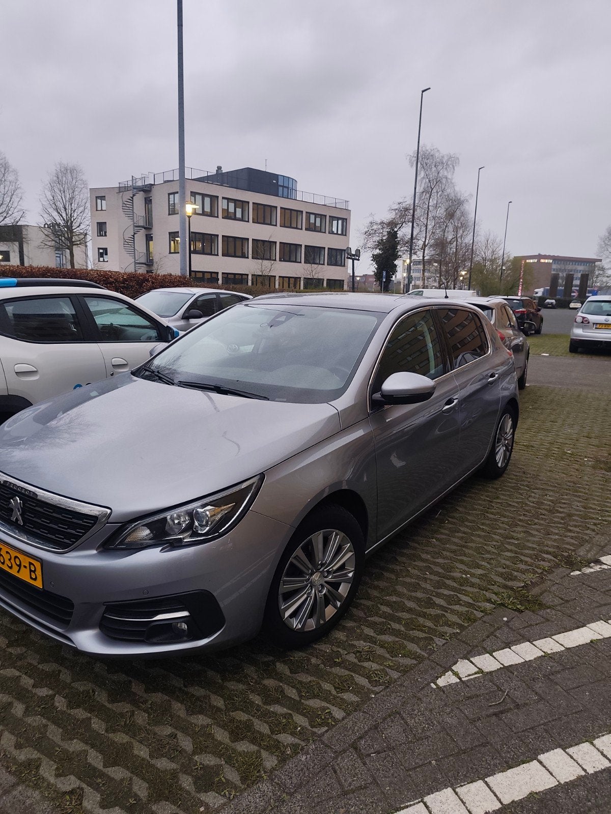 Peugeot 308 1.2 PureTech Allure 2018 Grijs, Voorwielaandrijving, Euro 6, 49 €/maand, Origineel Nederlands