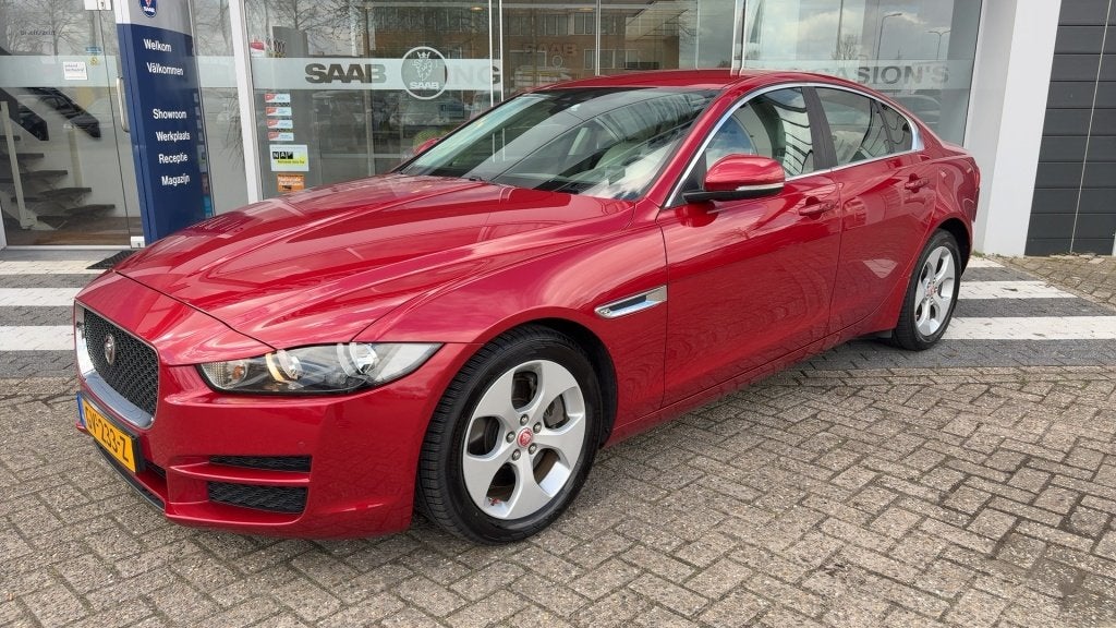 Jaguar XE 2.0 Portfolio (bj 2015, automaat), Auto's, Jaguar, Achterwielaandrijving, Euro 6, 4 cilinders, Sedan