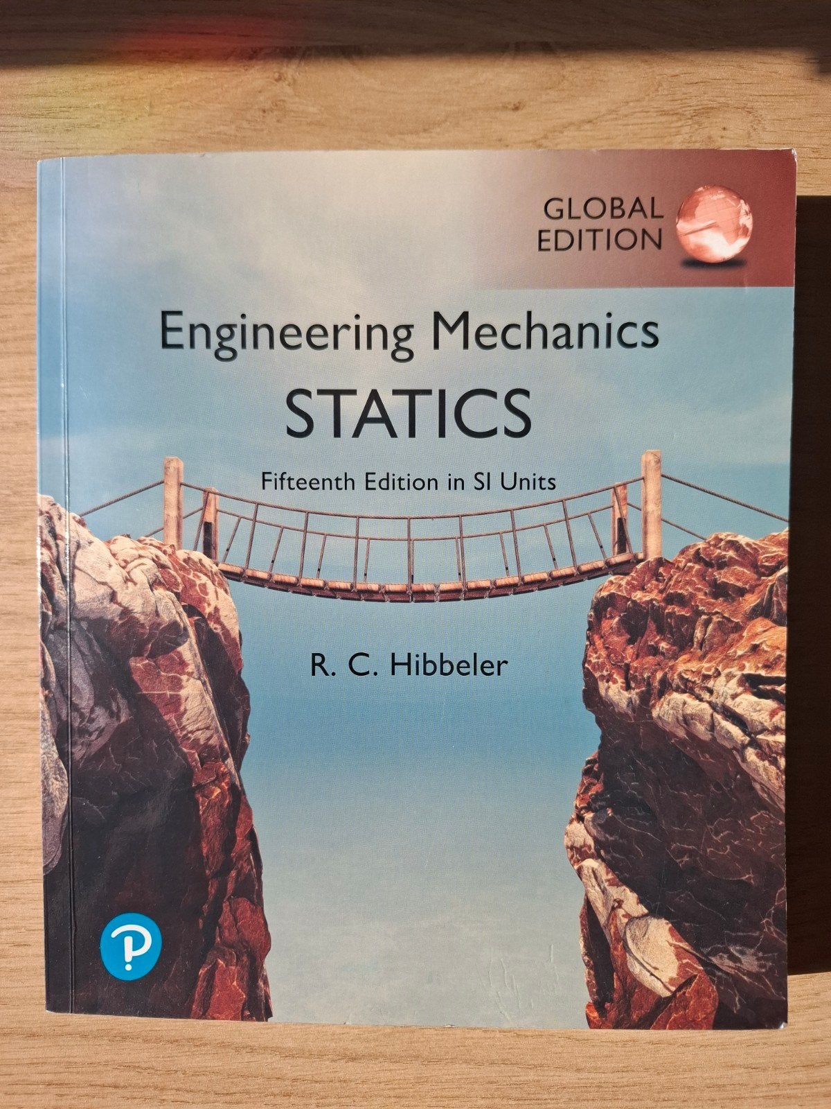 Engineering Mechanics Statics - R.C. Hibbeler, Boeken, Techniek, Zo goed als nieuw, Werktuigbouwkunde, Ophalen of Verzenden