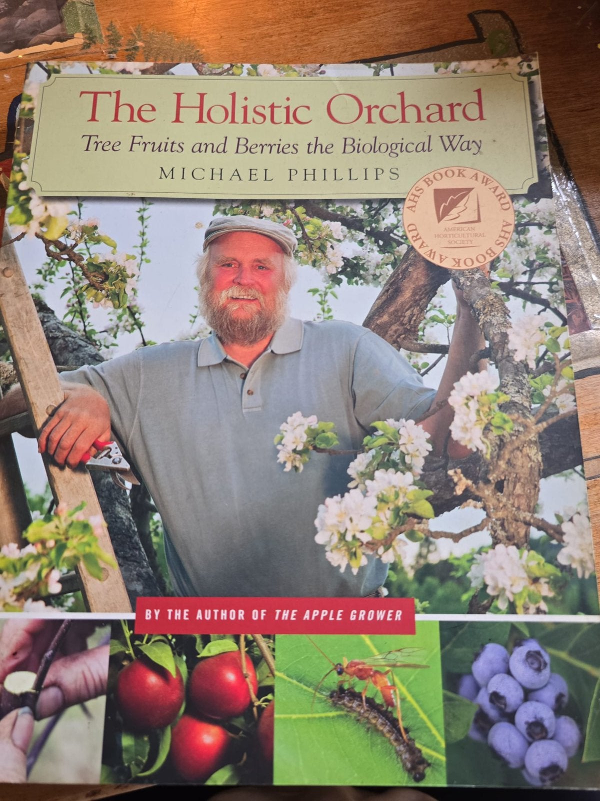 The holistic orchard, Boeken, Ophalen