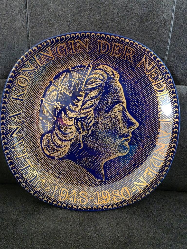 Juliana jubileum bord  stolker., Ophalen of Verzenden, Zo goed als nieuw, Servies