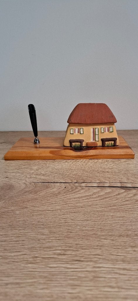 Retro Desk Organizer Jaren 70/80 met Keramiek Huisje, Gebruikt, Onbekend, Ophalen of Verzenden, Onbekend