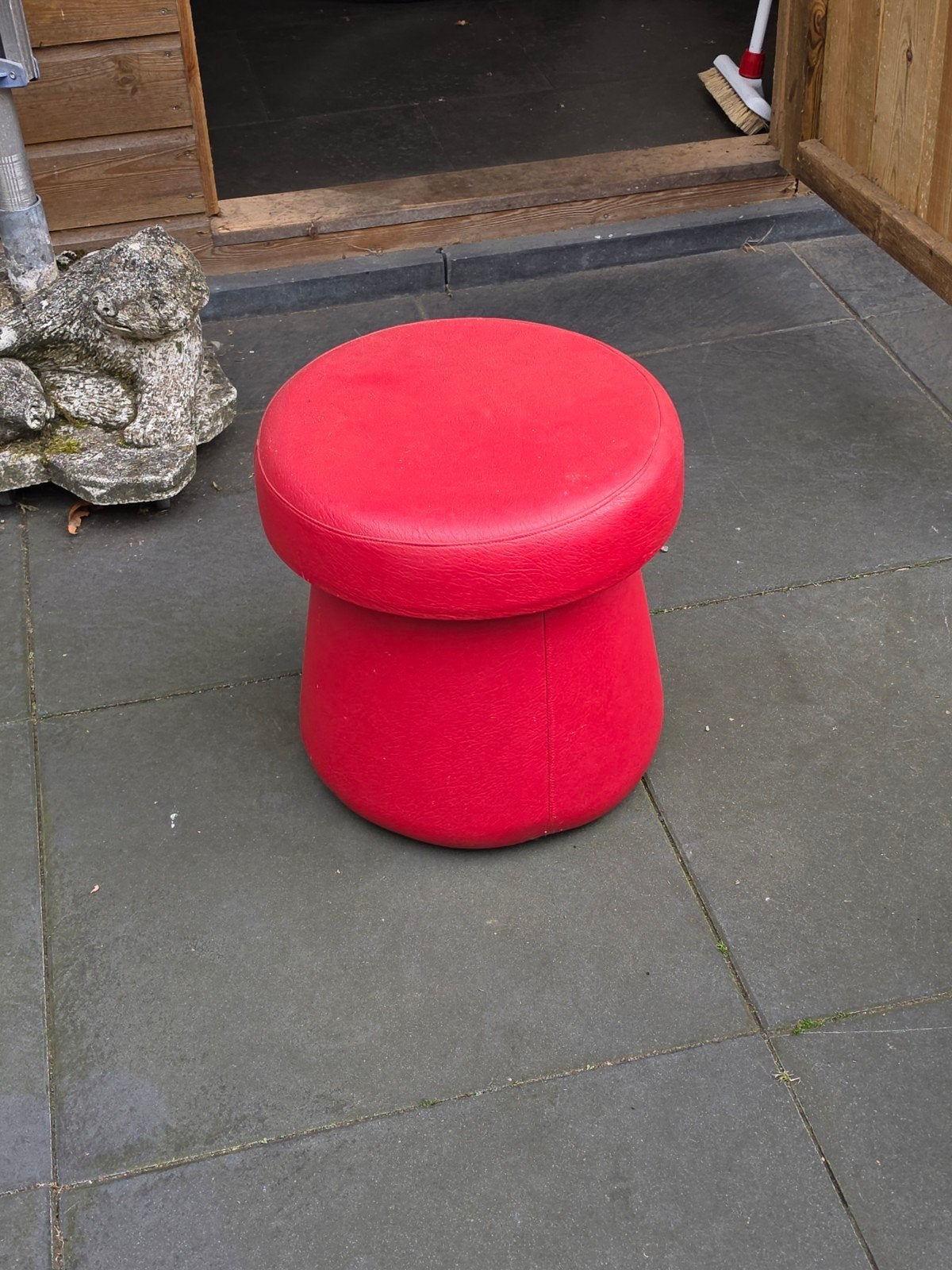 Vintage Skai Mushroom Poef Rood, Antiek en Kunst, Ophalen