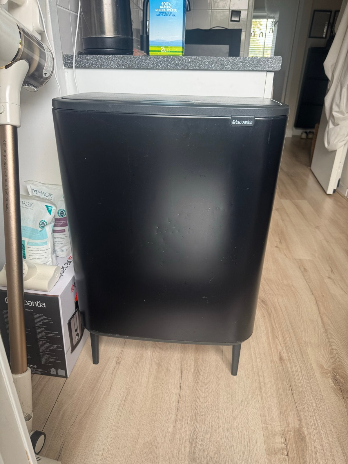 Brabantia Bo Touch Bin - 30 liter - Mat Zwart, Ophalen, 50 – 75, Gebruikt, 20 tot 30 liter